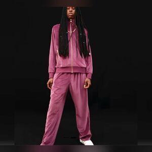 Adidas Originals - ADICOLOR VELOUR TRACK PANTS - M